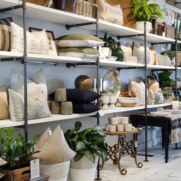 Meet your Posher, Trendzitions Fashion House - Picture 13 of 14